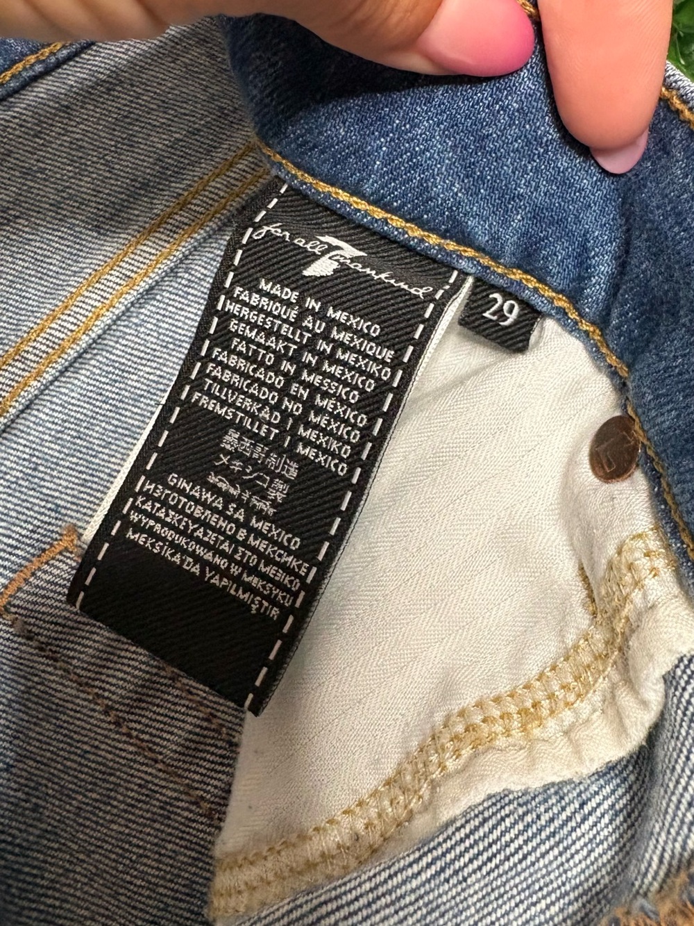 7 For All Mankind Blue Denim Floral Embroidered Cutoff Shorts - Picture 8 of 8